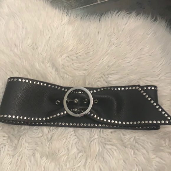 Michael Kors Accessories - Michael Kors oversize belt with grommets